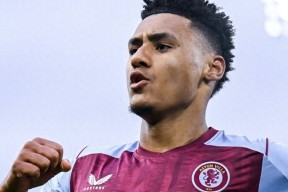 南宫28-关于今晚阿贾克斯调整名单以备英超，调整名单环节打磨，话题不断，心理建设被强调的信息