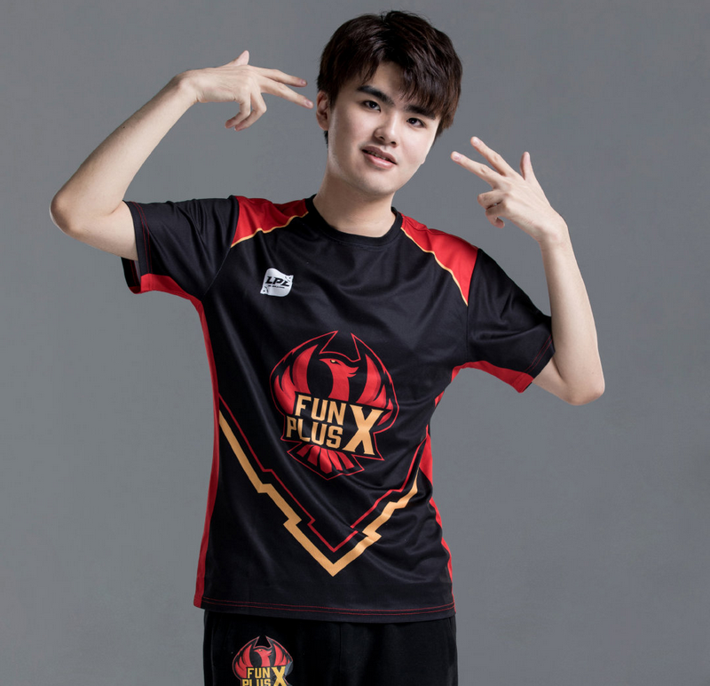 包含凯恩在FPX比赛中出色防守，爆冷引发热议！的词条